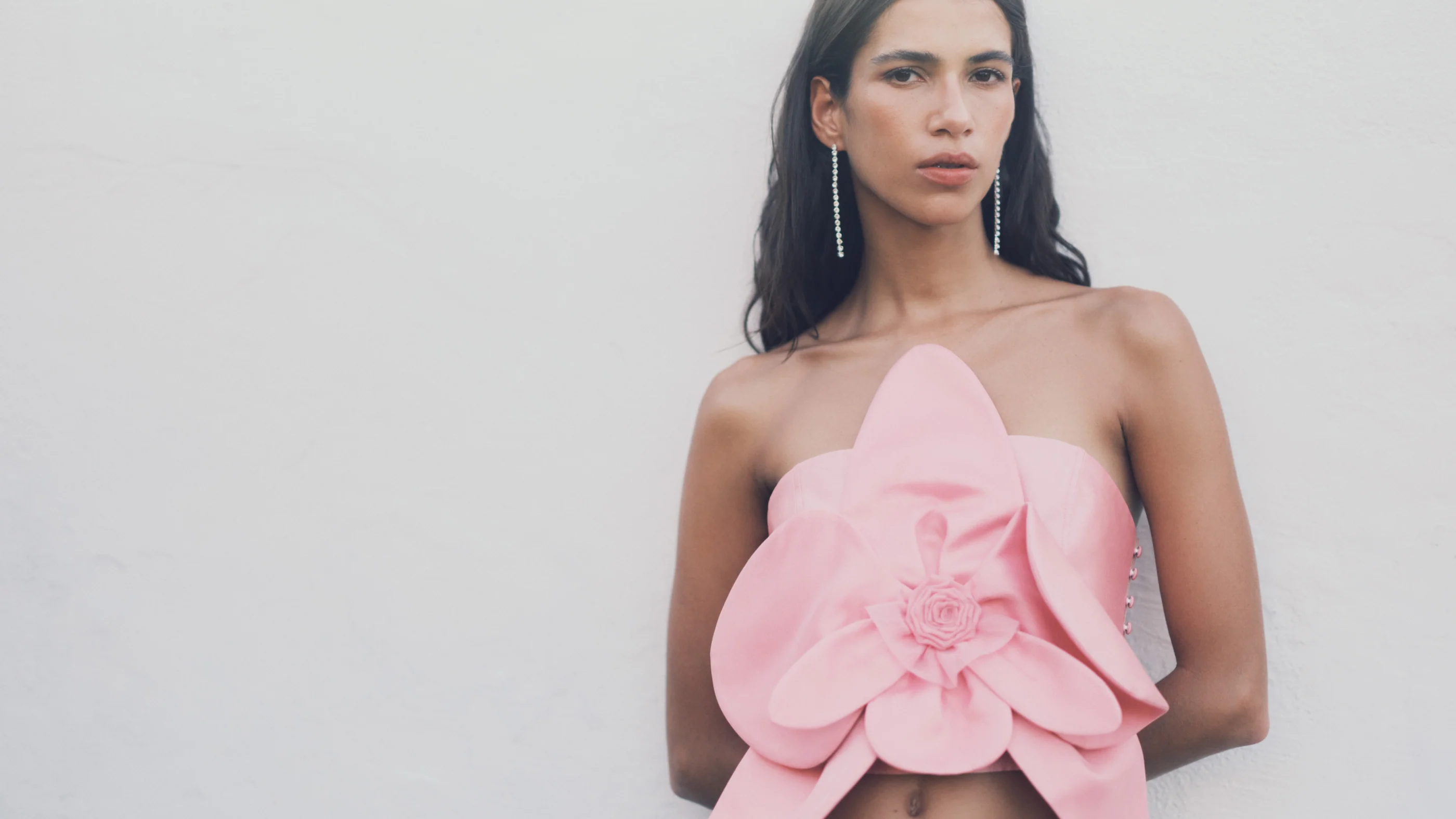 Vibrant Prints, Bold Feminine Spirits